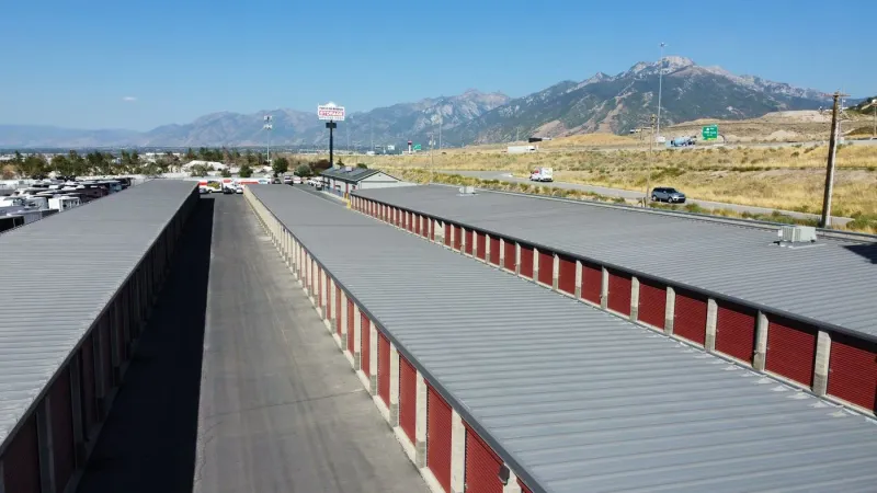 Point of the Mountain drive aisle with mountains